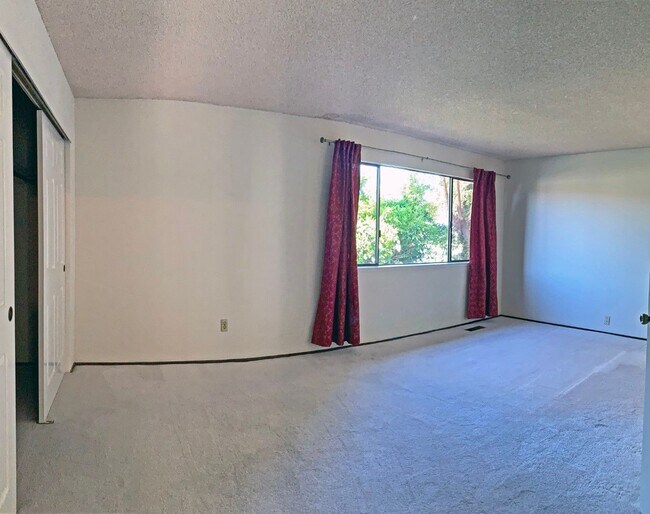 Building Photo - Great 2 Bedroom Home in Central Santa Clara!