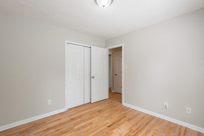 Building Photo - 5957 Warrenpark Ln