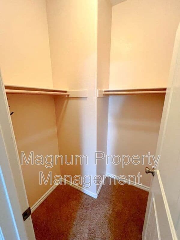 Building Photo - 31651 McCartney Dr