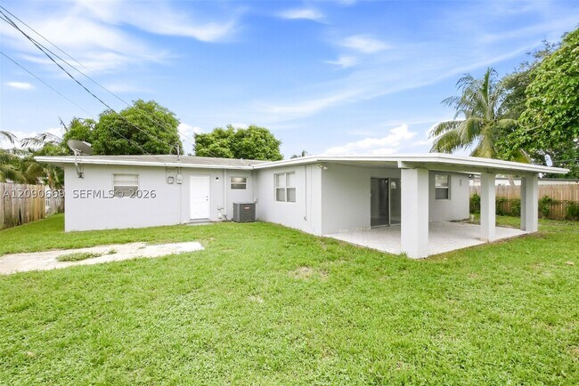 Building Photo - 3951 NW 173rd Terrace