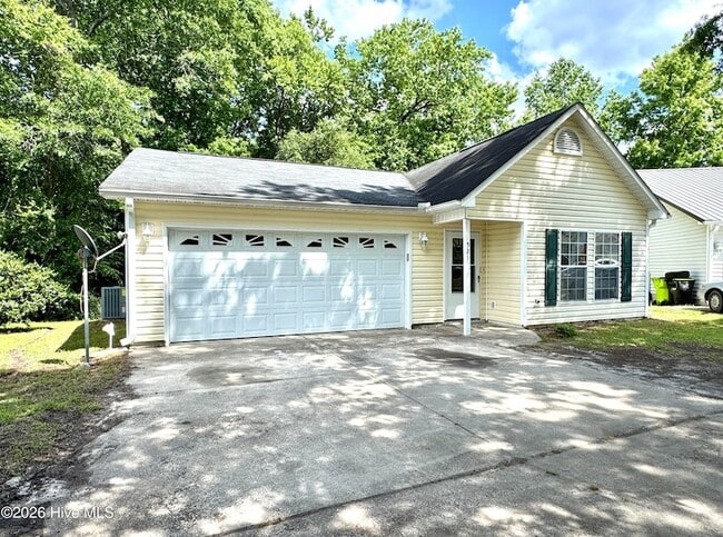 Building Photo - 521 Jimmies Creek Dr