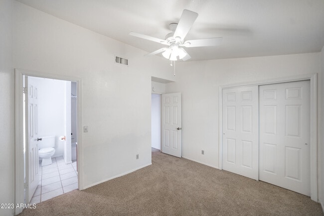 Building Photo - 9210 N 104th Pl