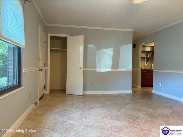 Building Photo - 809 Clifford Dr