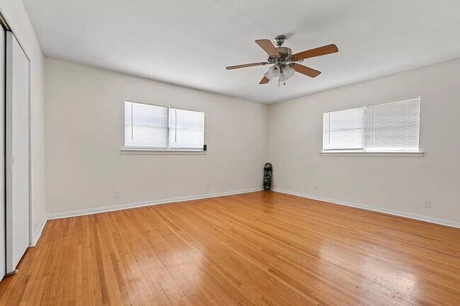 Building Photo - 5720 Wharton Dr