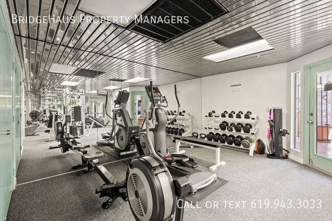 Building Photo - 655 Columbia St