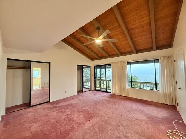 Building Photo - Beautiful 3 Bedroom / 2.5 Bathroom Home in Wailuku Heights!