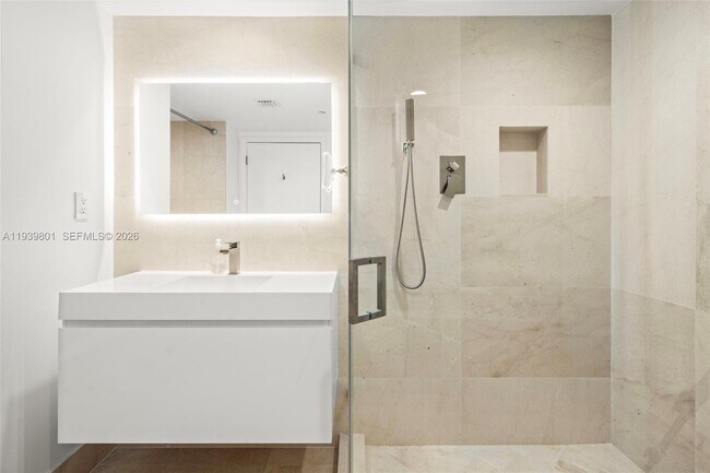 Building Photo - 6801 Collins Ave