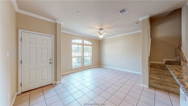 Building Photo - 305 Holleman Dr E