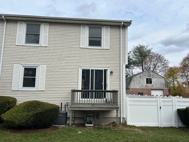 Building Photo - 196 Linwood Ave