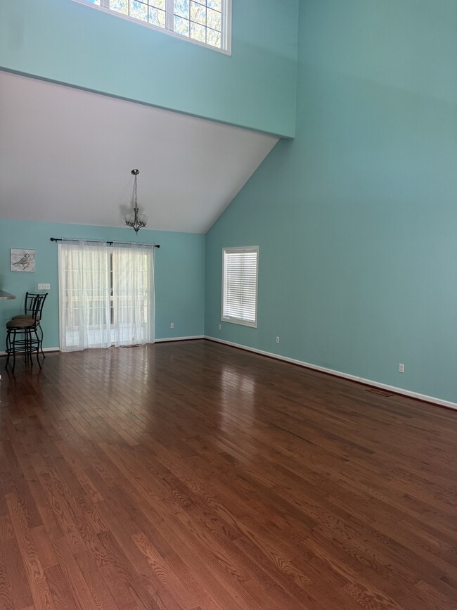 Building Photo - 4155 Captains Corridor