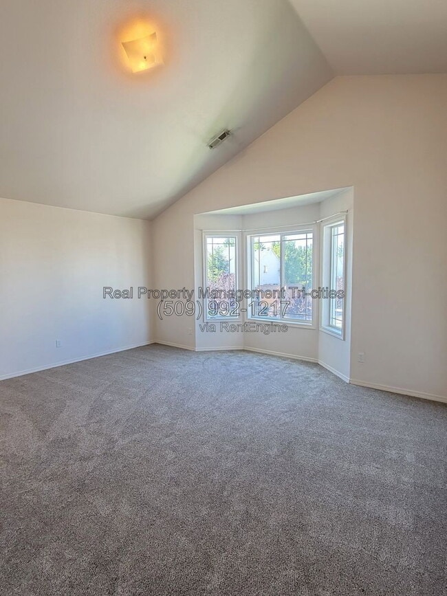 Building Photo - 7606 Quadra Dr