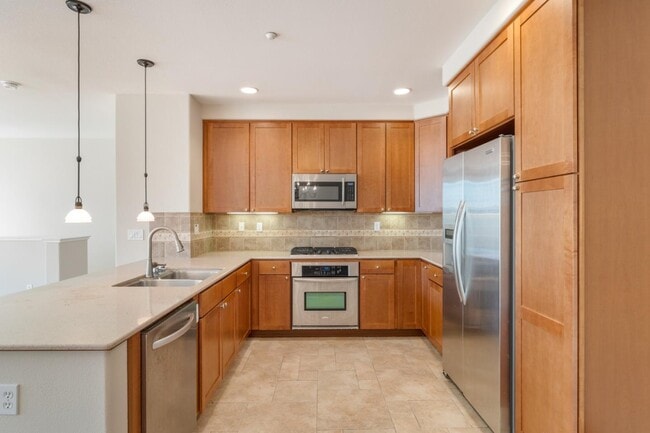 Building Photo - 307 Bautista Pl