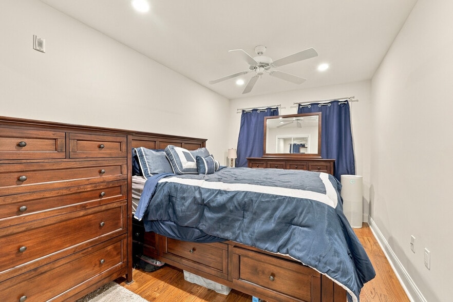 Bedroom - 2612 Ellsworth St