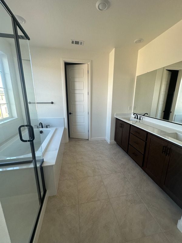 Building Photo - 5481 Dunnigan Hls Ln