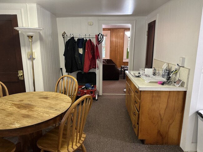 Building Photo - 11 LLC 106 Miller Street