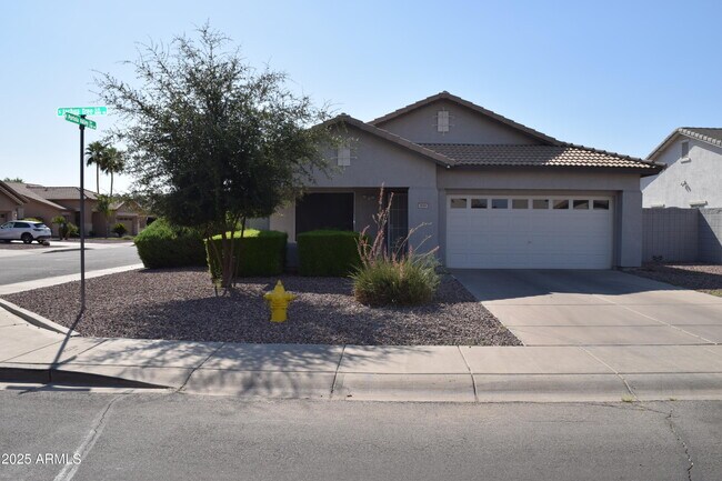 Building Photo - 3680 S Joshua Tree Ln