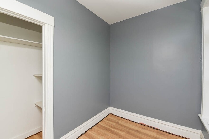 Building Photo - 2738 N Central Park Ave