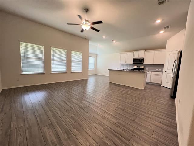 Building Photo - 1450 Acmite Ave