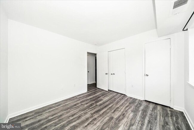Building Photo - 12202 Braxfield Ct