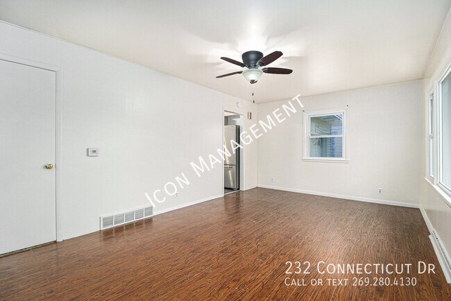 Building Photo - 232 Connecticut Dr