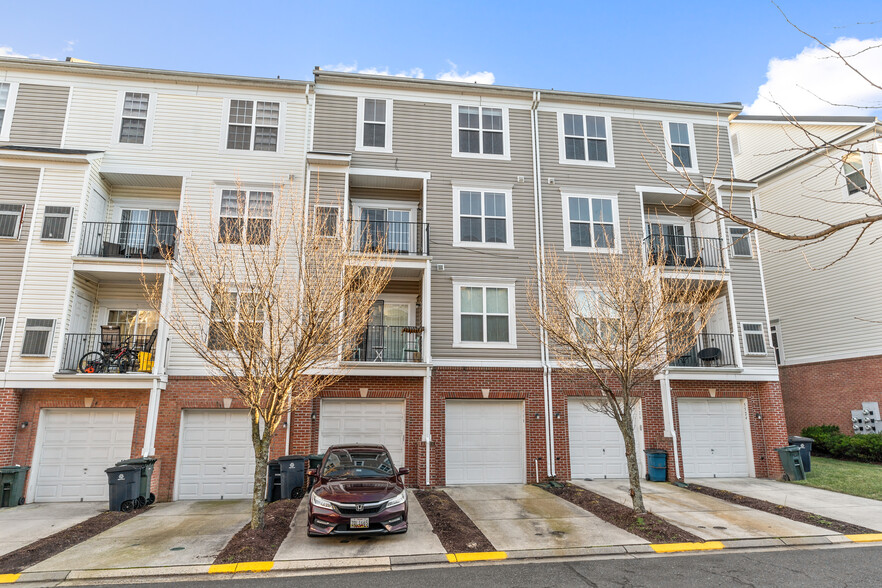 Building Photo - 5530 Capital Gateway Dr