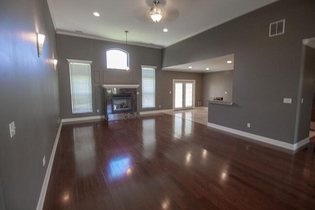 Building Photo - 5702 Thornbrook Pkwy