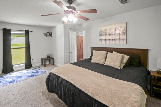 Building Photo - 300 Cassady Ln