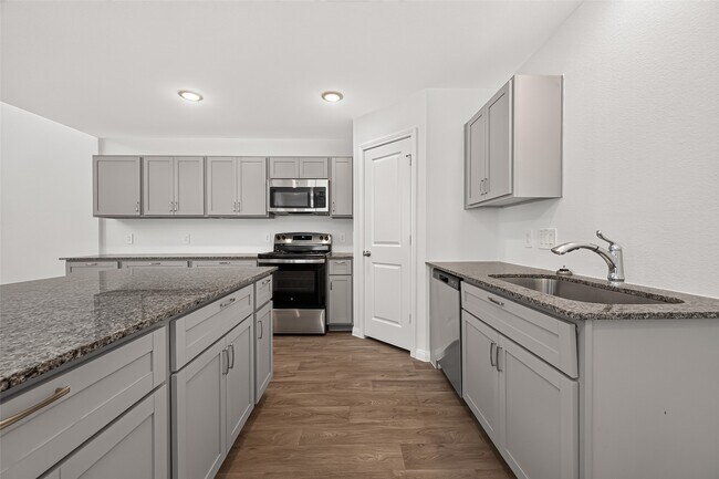 Building Photo - 16364 Jasmine Marie Pl