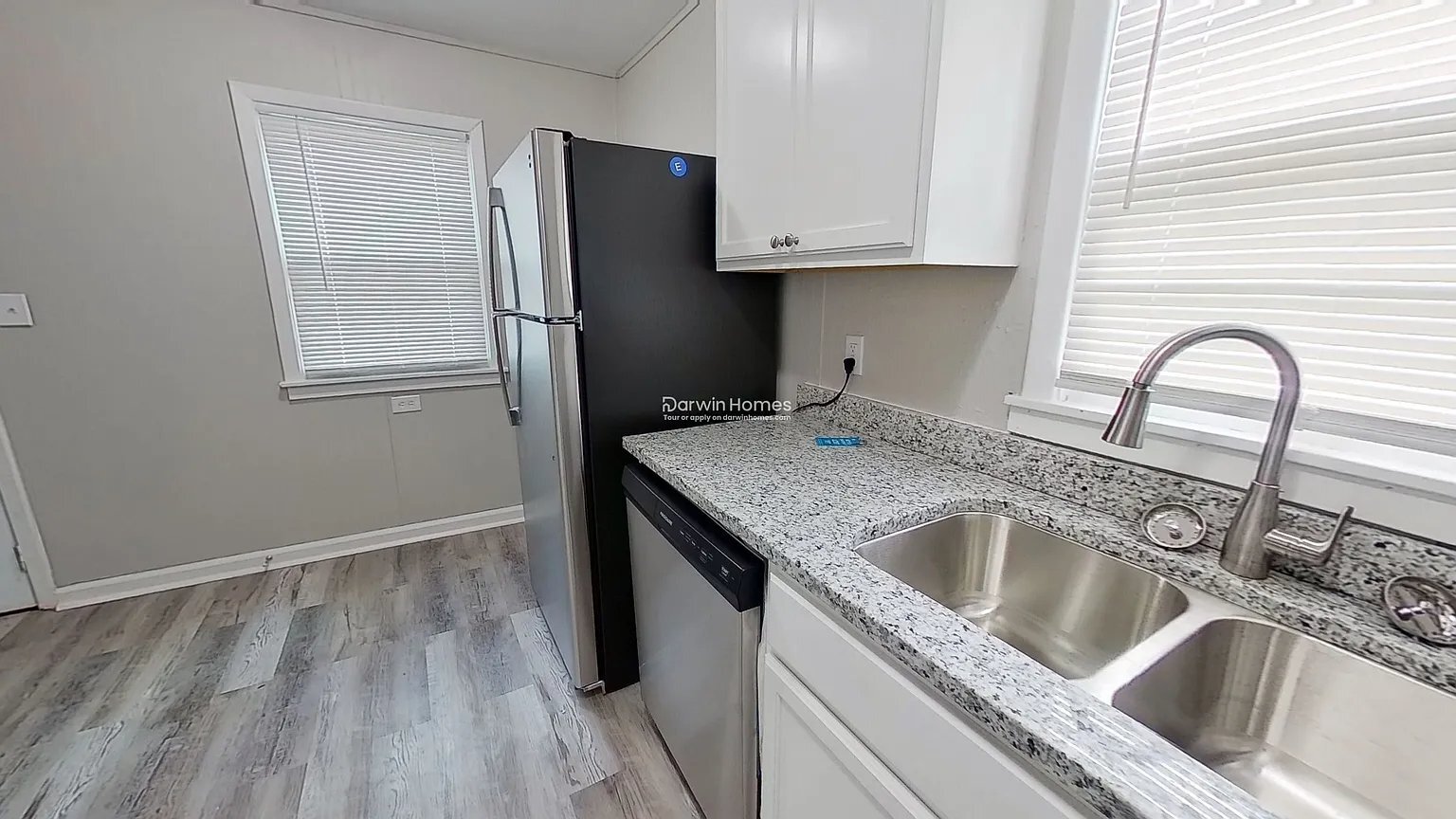 Building Photo - 3473 E 54 St