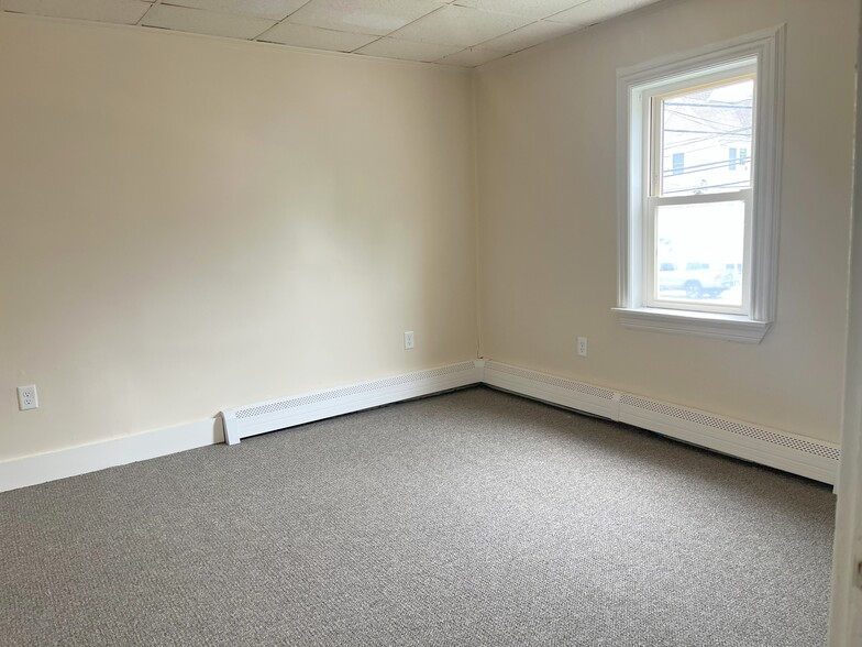 Bedroom 1 - 213 Brown St