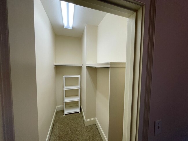 Building Photo - 3BR/3BA For Rent