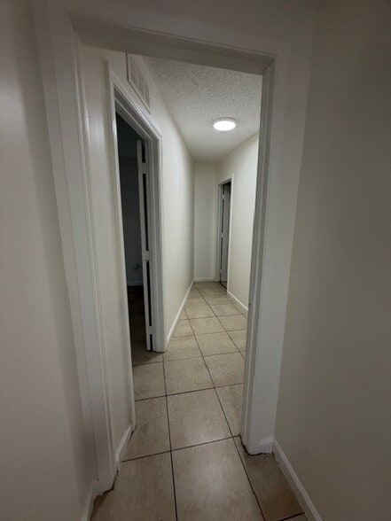 Building Photo - 4654 Schall Rd