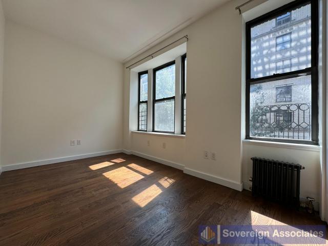 Building Photo - 4 bedroom in NEW YORK NY 10033