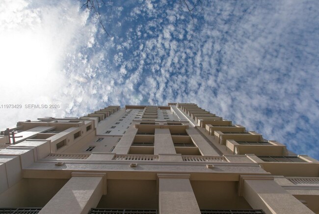 Building Photo - 2000 Salzedo St