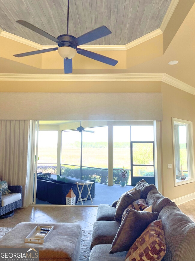 Building Photo - 208 Serpentine Dr