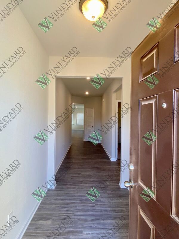 Building Photo - 186 Malbone St SW