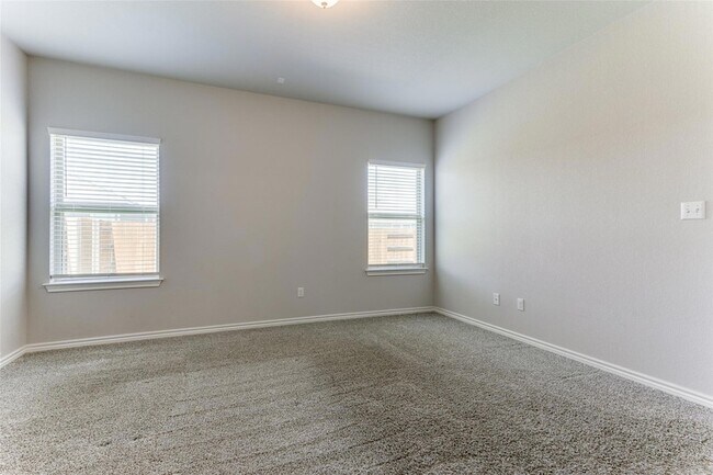 Building Photo - 341 Trellis Blvd