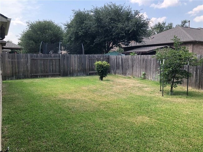 Building Photo - 2684 Salorn Way