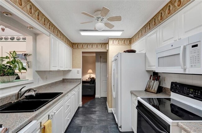 Building Photo - 4503 Paleo Pines Cir