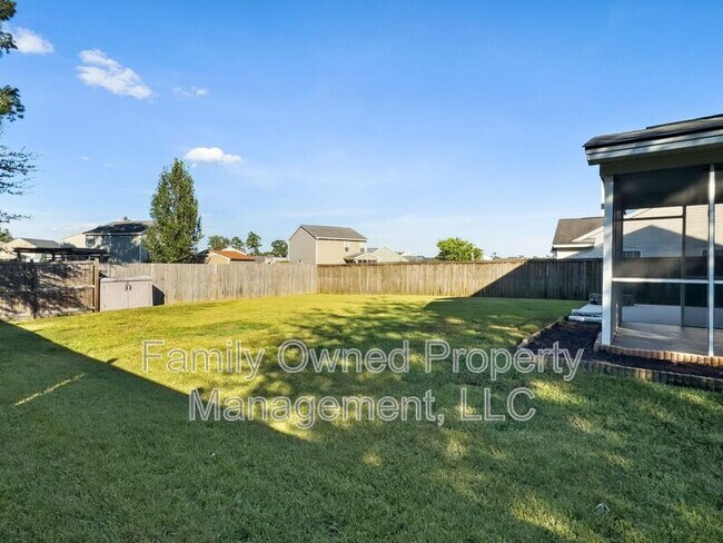 Building Photo - 100 Salem Creek Dr