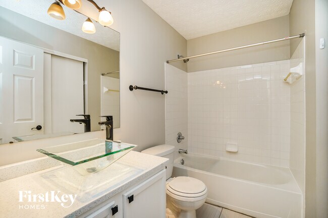 Building Photo - 339 Shyanne Dr