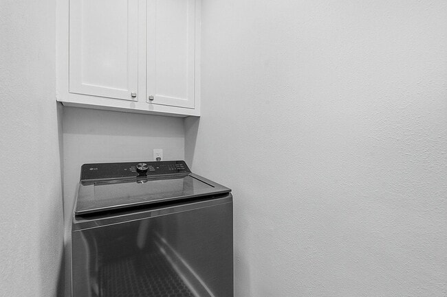 Building Photo - 1506 Chelsea Ln