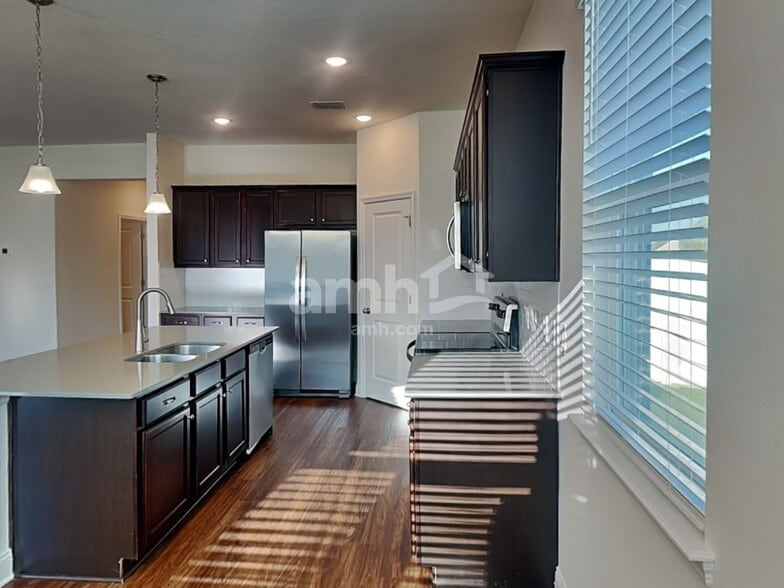 Building Photo - 1098 Summer Stone Loop