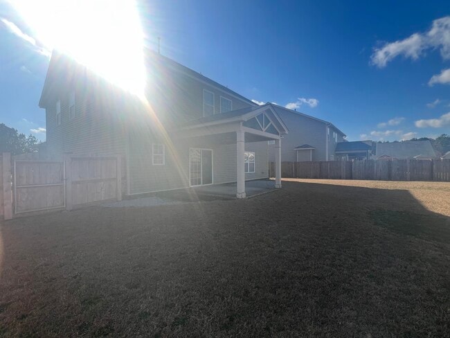 Building Photo - 3625 Galloway Ln