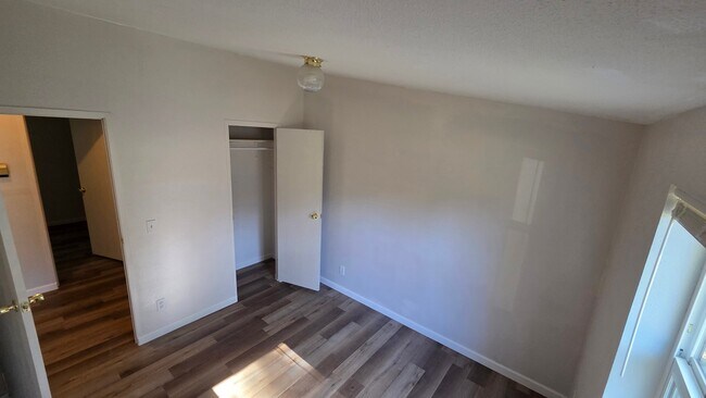 Building Photo - 178 Moonbeam Ln