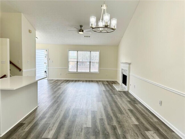 Building Photo - 60 Bacchus Dr