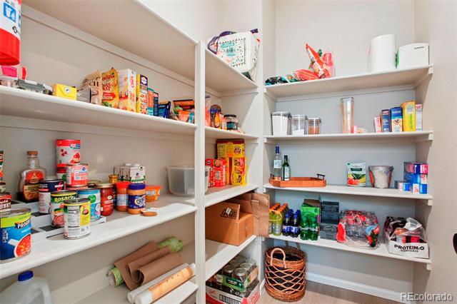 Building Photo - 4140 Lake St