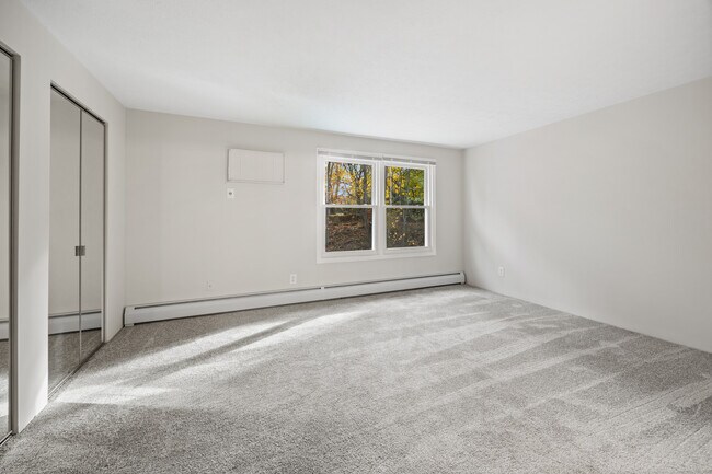 Building Photo - 145 Harbor Pond Dr