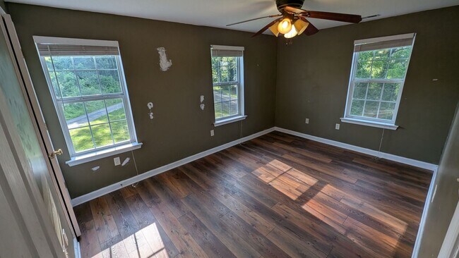 Building Photo - 1222 Stafford Rd