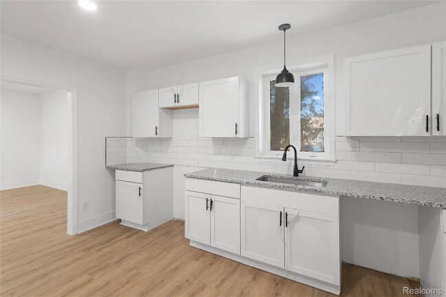 Building Photo - 20543 Gudith Rd